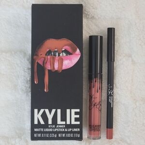 *LIMITED EDITION*BNIB* Kylie Cosmetics Matte Liquid Lip Kit in shade Autumn